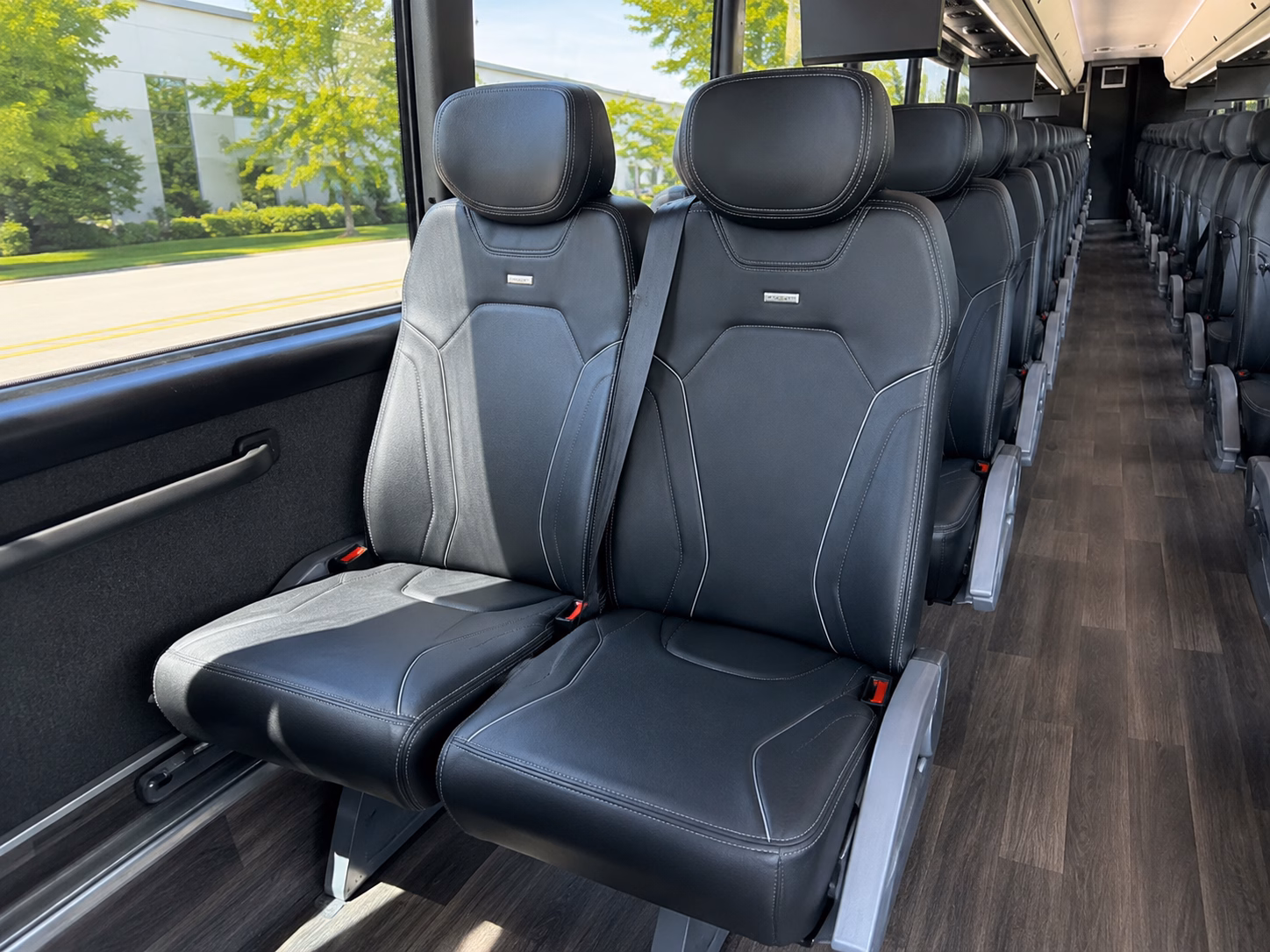 how the day of the week changes what a bus costs in alexandria virginia