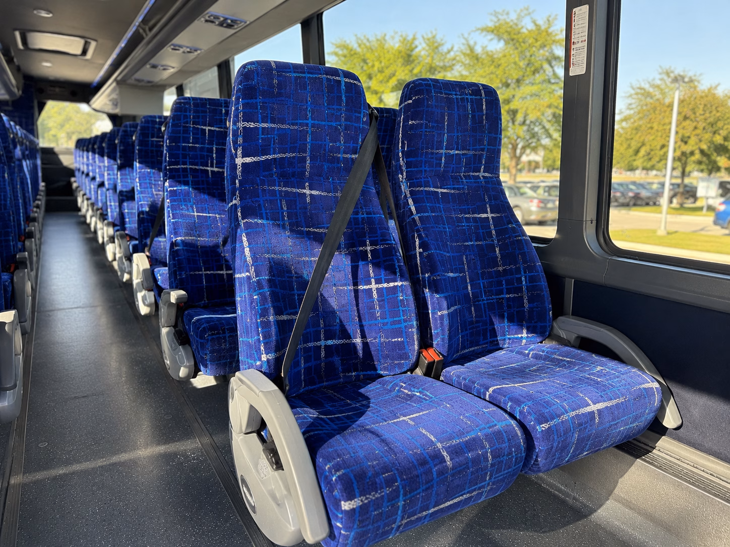 party buses and minibuses that match the energy of your alexandria wine group